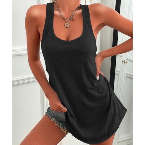 Hi-Lo Tank in Black - Picture 3 of 3